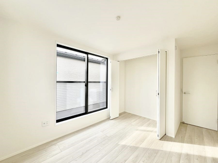 ���̑����ρ@�o���R�j�[���J�������v���X���Ă����m��