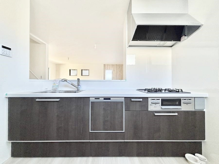 �L�b�`���@�������������I�ɁA�y�����I�V�X�e���L�b�`��