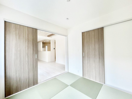 ̑ρ@_炩̋Ԃ́Aql̗Vя◈q̂ĂȂ̏ꏊƂďd󂵂܂B 