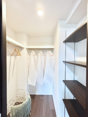 ̑@EH[NCN[[bg̊pŐԃXbL