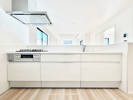 �L�b�`���@�������������I�ɁA�y�����I�V�X�e���L�b�`��