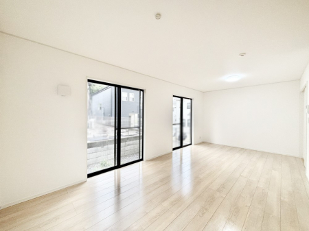 rO@邢zA͋̕Cɖ郊rOE_CjO