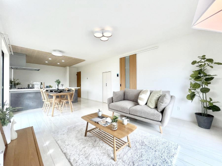 rO@͋Ĉkcj͉Ƒ݂Ȃ̉K  