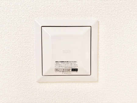 ���̑����ρ@�Ƃ̒��̋�C���z����悤�Ɍv��I�Ȋ��C���s���Ă����24���Ԋ��C�V�X�e�� 