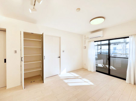 ̑ρ@VvȃfUCȂ̂ŃCeAl̂y݂łˁI  