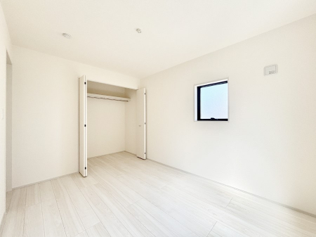 �Q���@�g���₷���`�Ńx�b�g��Ƌ�̒u�����ɂ����邱�Ƃ�����܂���B 