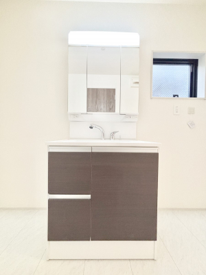 ���ʑ�E���ʏ��@�傫�����₷���O�ʋ��Ő�����������ʑ�́A�g�����Ȃ݃`�F�b�N�┧�̂������ɂ������߂ł��B 