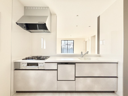 �L�b�`���@�������������I�ɁA�y�����I�V�X�e���L�b�`��  