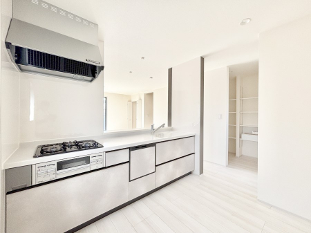 �L�b�`���@��Ƃ肠��L�b�`���ł͂��Ƒ��Ɗy�������������ł��܂��B