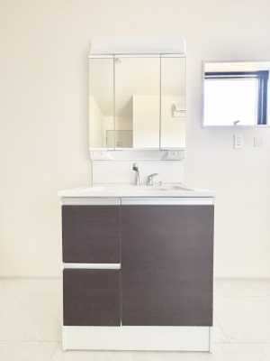 ���ʑ�E���ʏ��@�傫�����₷���O�ʋ��Ő�����������ʑ�́A�g�����Ȃ݃`�F�b�N�┧�̂������ɂ������߂ł��B 