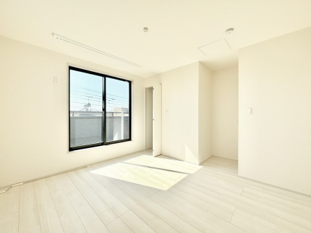 �Q���@���邢�o���R�j�[�T�C�h�ɗm����ݒu�B�ڊo�߂̗ǂ��Q���ɁB 