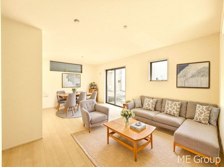 ���r���O�@���Ƒ��̓��₩�Șb�����ŕ�܂�閾�邢���r���O  ���Ƌ��CG�ł�