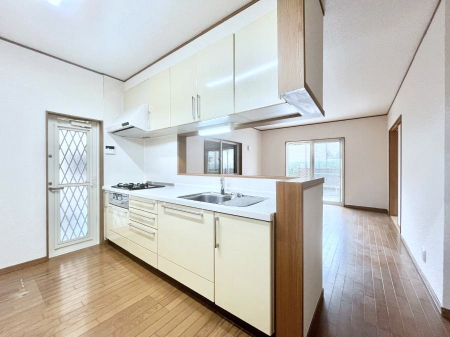 Lb`@JE^[zɊyׂB̂ƔȂ肻łˁB 