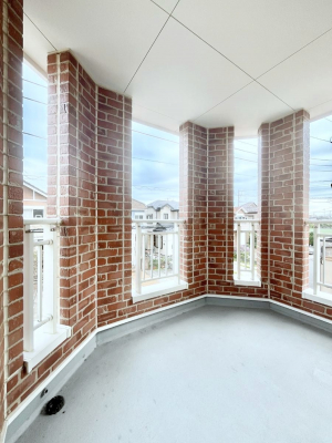 oRj[@Ci[oRj[Ȃ̂ŉJł󕨂oāAʂ̂ŊǂAXy[XƂďd󂵂܂B 