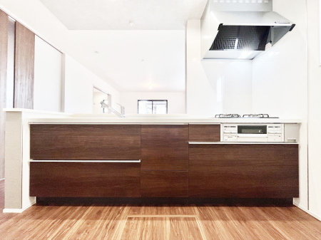 �L�b�`���@�������������I�ɁA�y�����I�V�X�e���L�b�`��