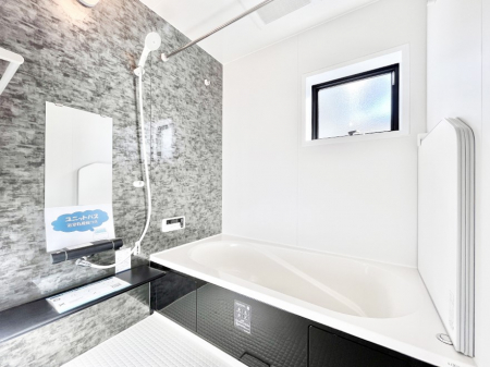 �����@����̔�������Ă���閾�邢�������̂���o�X���[��