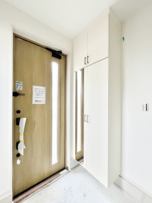 ց@KXXbg̓փhAɌ͂Ă܂