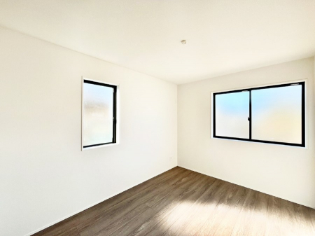 �q�������@�q�ǂ������ɂ҂�����̖��邢��ԁB  