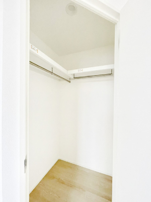 ̑@G߂̈ߗނXbL[Ieʂ̎[͓͂IWICtI