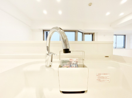 ̑ρ@ɐGȂĂZT[Ɏœf^~ł^b`XI