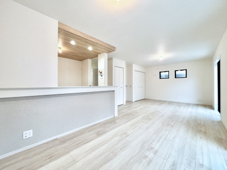 rO@͋Ĉkcj͉Ƒ݂Ȃ̉K  