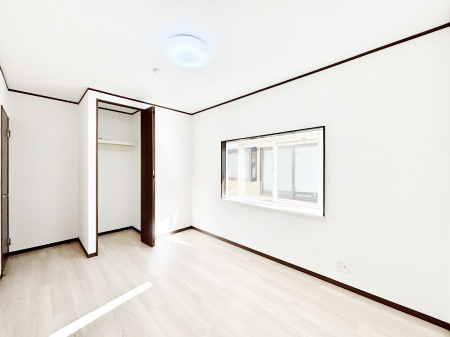 �Q���@�N���[�[�b�g�t���̂������ŏ[�������v���C�x�[�g���Ԃ��߂����܂��B