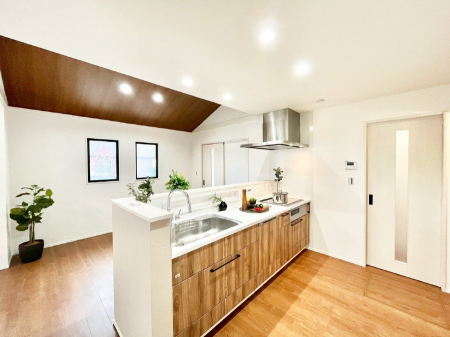 Lb`@Ȃ炲ƑƂ̉by߂ΖʃJE^[Lb`