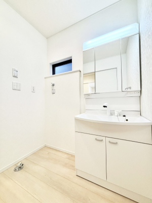 ���ʑ�E���ʏ��@���[�͂Ƌ@�\���ɗD�ꂽ���ʉ��ϑ�