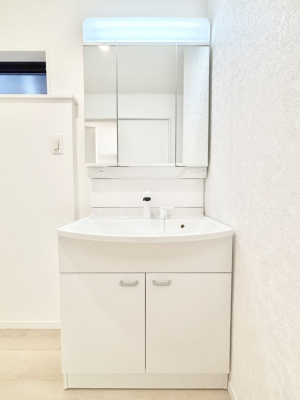 ���ʑ�E���ʏ��@�傫�����₷���O�ʋ��Ő�����������ʑ�́A�g�����Ȃ݃`�F�b�N�┧�̂������ɂ������߂ł��B 