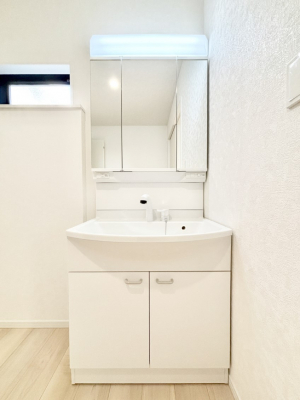 ���ʑ�E���ʏ��@�傫�����₷���O�ʋ��Ő�����������ʑ�́A�g�����Ȃ݃`�F�b�N�┧�̂������ɂ������߂ł��B 