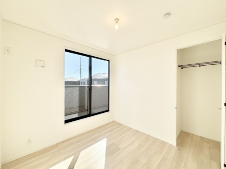 �Q���@���邢�o���R�j�[�T�C�h�ɗm����ݒu�B�ڊo�߂̗ǂ��Q���ɁB 