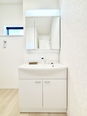 ���ʑ�E���ʏ��@�傫�����₷���O�ʋ��Ő�����������ʑ�́A�g�����Ȃ݃`�F�b�N�┧�̂������ɂ������߂ł��B 