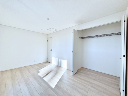 �q�������@�q�������ɂ��������߂Ȏ��[�X�y�[�X�����Ղ�̋���