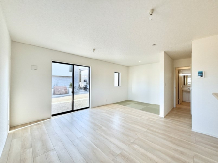 ���̑����ρ@�Ƒ������R�ƏW�܂�e���̃X�y�[�X�ɂȂ肻��