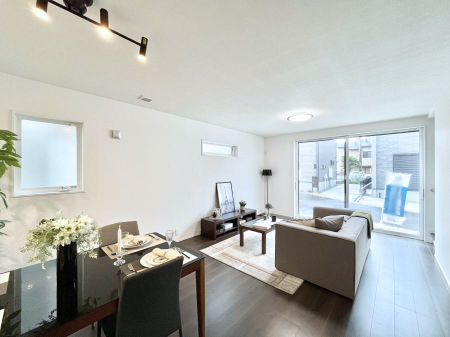 rO@邢zA͋̕Cɖ郊rOE_CjOB 