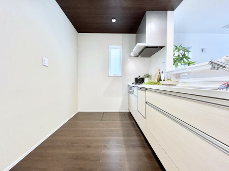 Lb`@u₩ȕʂ蔲Lb`B̂Ŗ邭Cɂ𗧂܂B