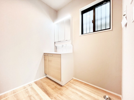 ���̑��@��Ƃ�̐��ʃX�y�[�X�Œ��̐g�x�x�����N���N