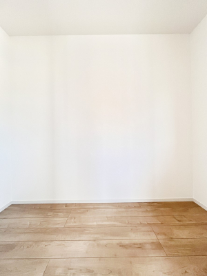 ̑@EH[NCN[[bgtŐԂLpł܂B