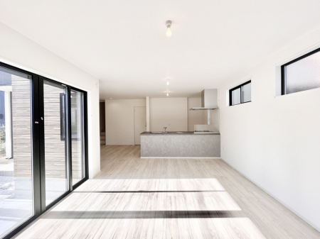 rO@邢zA͋̕Cɖ郊rOE_CjOB 