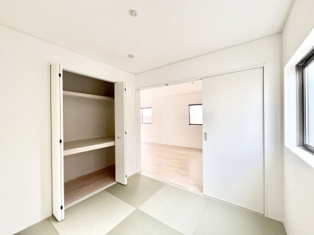 ���̑����ρ@�_�炩����̋�Ԃ́A���q�l�̗V�я�◈�q���̂����ĂȂ��̏ꏊ�Ƃ��ďd�󂵂܂��B 