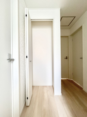 ���̑����ρ@�L�����[�B�|�������G�߂̏��������[���邱�Ƃ��ł��܂��B