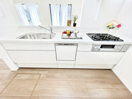 �L�b�`���@�������������I�ɁA�y�����I�V�X�e���L�b�`��