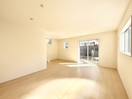 ���̑����ρ@���邢�z���������A�����̕��͋C�ɖ��������_�C�j���O�B   