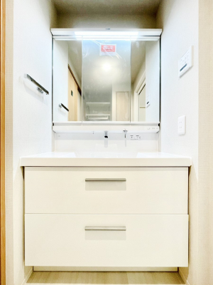 ʑEʏ@X^COɕ֗ȎOʋA~[LrlbgōׂXbL