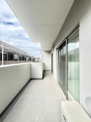 oRj[@Sn悢Ȃ炨󕨂ł@