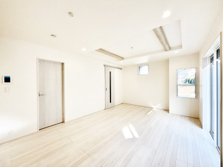 ���r���O�@�Ƒ��c���̎��Ԃ����������Ȃ��났�̃��r���O�_�C�j���O�B