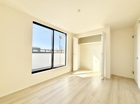 ���̑����ρ@�o���R�j�[���J�������v���X���Ă����m��