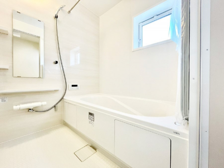 �����@����̔�������Ă���閾�邢�������̂���o�X���[��