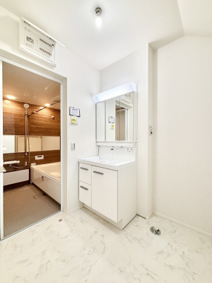 ���̑��@�g�x�x���X���[�Y�ɂ����Ȃ���E�ߏ�      �@  