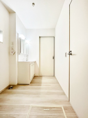 ���̑��@��Ƃ�̐��ʃX�y�[�X�Œ��̐g�x�x�����N���N